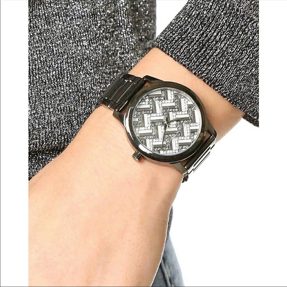 NWT Unique Michael Kors Chevron Gunmetal Watch